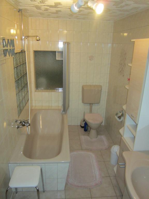 Haus Am Bach Arnsfeld Apartman Szoba fotó