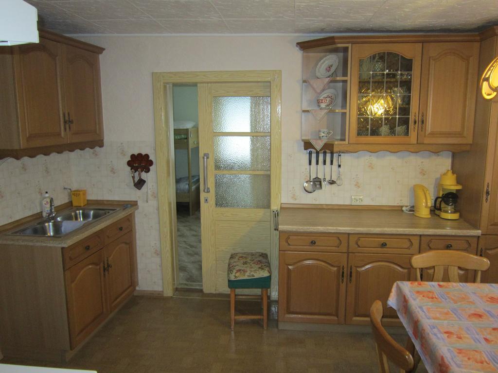 Haus Am Bach Arnsfeld Apartman Szoba fotó