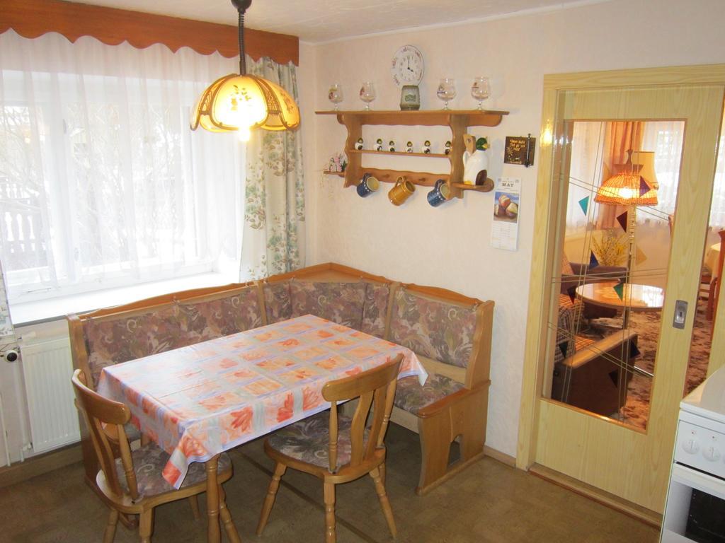 Haus Am Bach Arnsfeld Apartman Szoba fotó